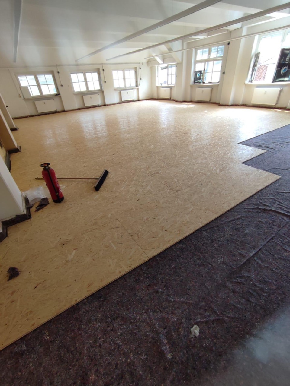 Bodenschutz mit Holzwerkstoffplatten